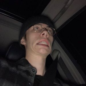 Meet your Posher, Jc